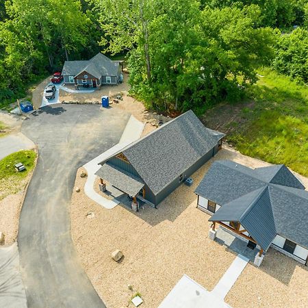New Ozark Oasis Luxe Cabin Retreat With Hot Tub Hollister Luaran gambar