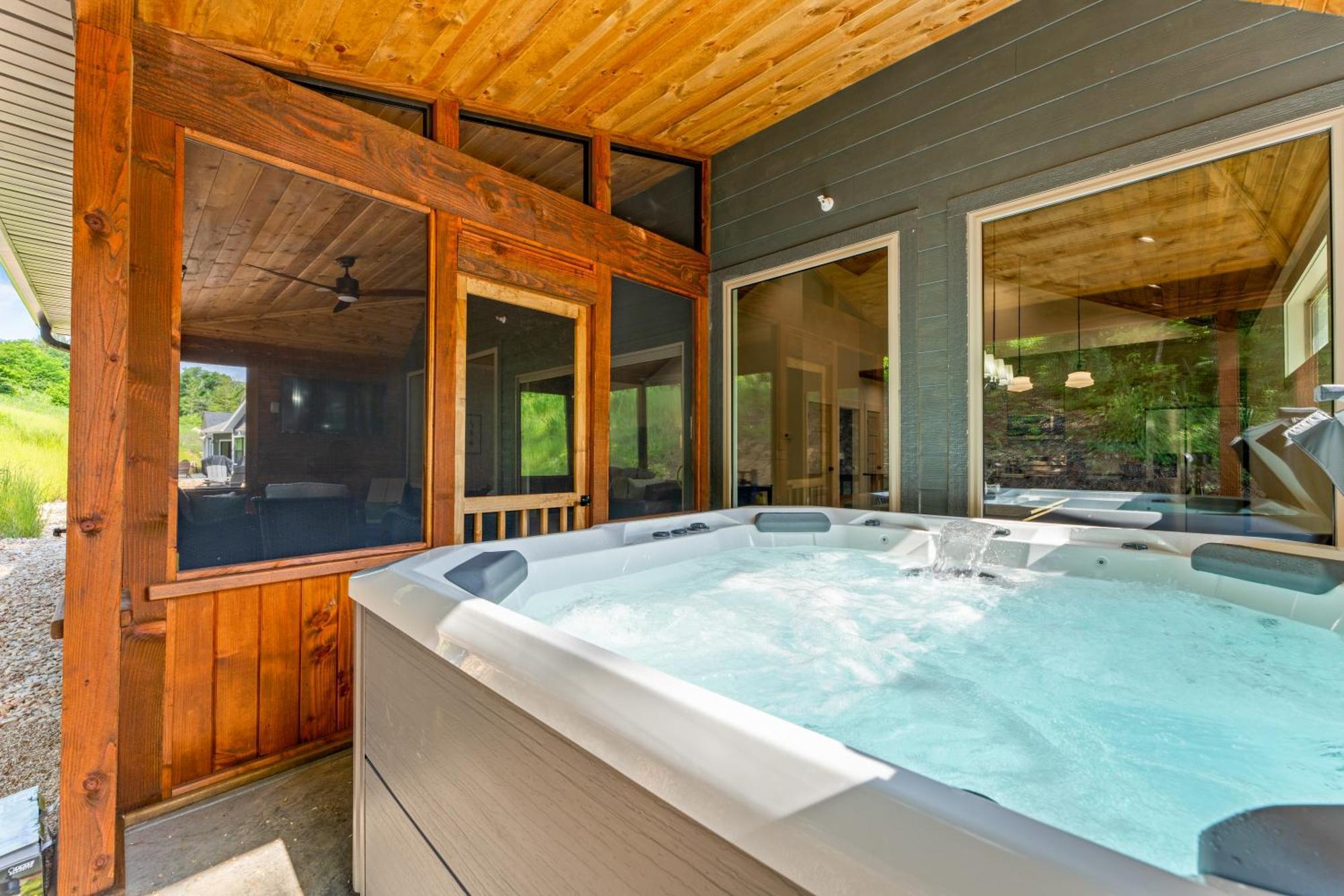 New Ozark Oasis Luxe Cabin Retreat With Hot Tub Hollister Luaran gambar