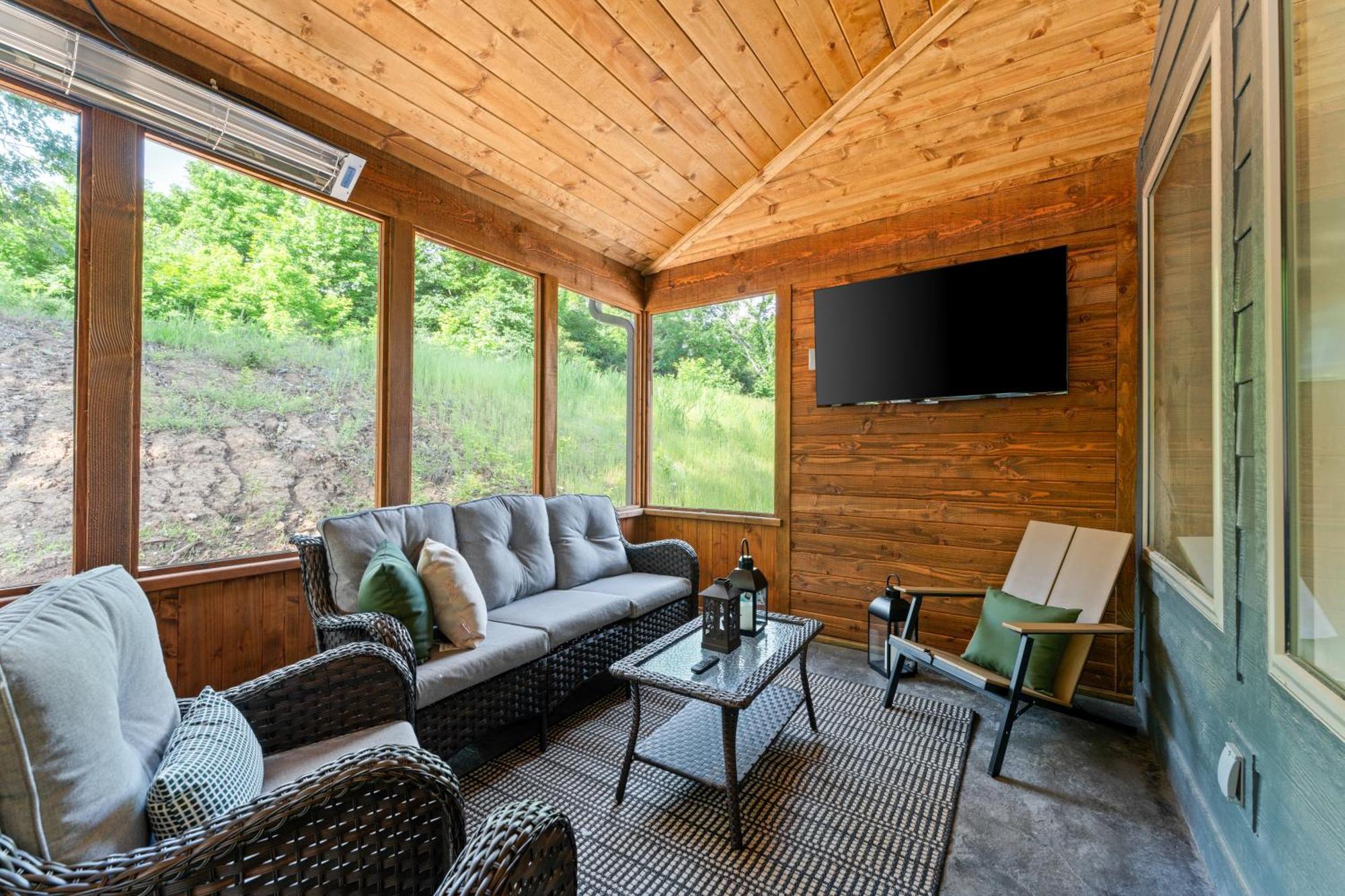 New Ozark Oasis Luxe Cabin Retreat With Hot Tub Hollister Luaran gambar